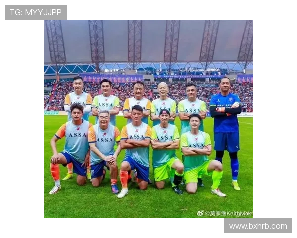 香港足球明星队的表现与球迷期待之间的差距分析与评价 香港足球明星队的表现与球迷期待之间的差距分析与评价